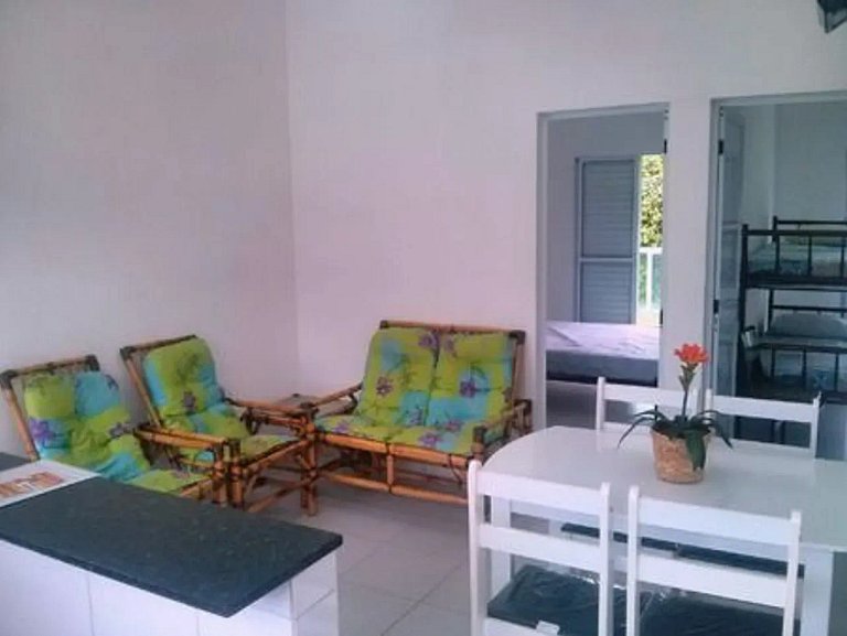 Apartamento de 2 Quartos em Maresias com Ar Condicionado e P