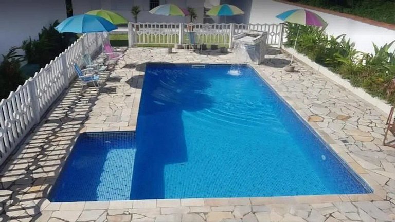 Apartamento de 2 Quartos em Maresias com Ar Condicionado e P