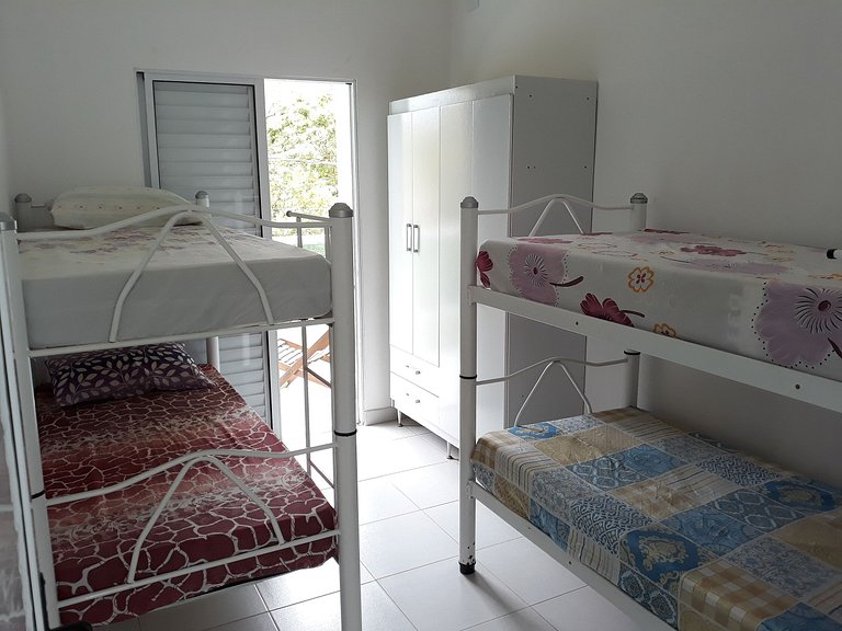 Apartamento de 2 Quartos em Maresias com Ar Condicionado e P