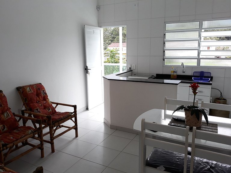 Apartamento de 2 Quartos em Maresias com Ar Condicionado e P
