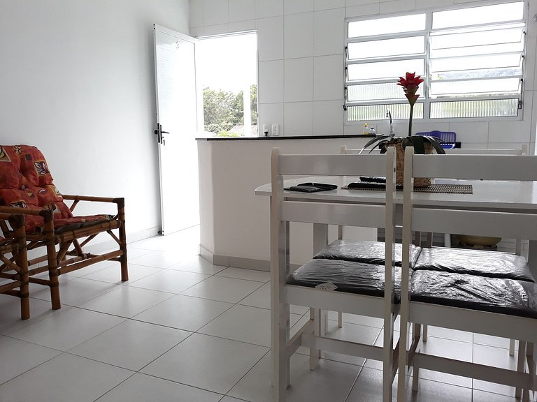 Apartamento de 2 Quartos em Maresias com Ar Condicionado e P