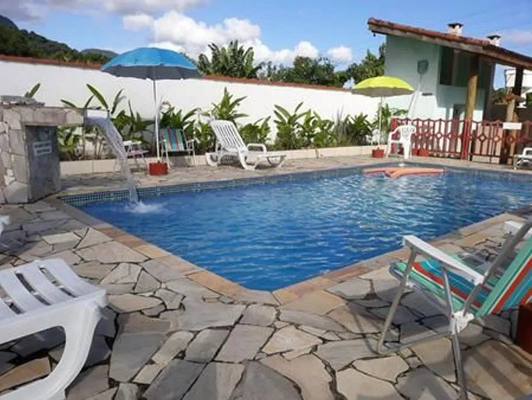 Apartamento de 2 Quartos em Maresias com Ar Condicionado e P